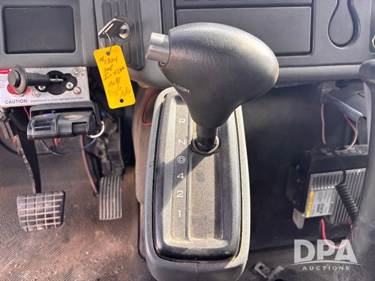 2006-international-durastar-4300-image-68