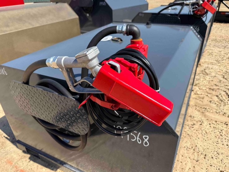 unused-x-star-750-gallon-fuel-tank-image-3