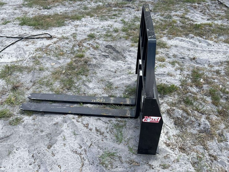 2025-kivel-48in-forks-and-frame-skid-steer-attachment-image-2