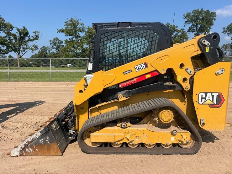 2024-caterpillar-255-skid-steer-image-1