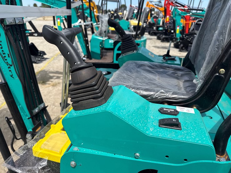 #220-•-#26491-•-unused-cfg-h15r-mini-excavator-h15r20250706b8020-image-10