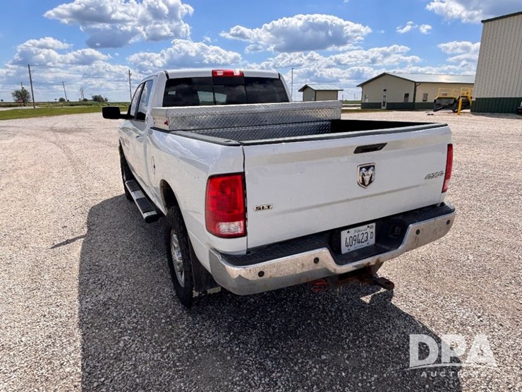 2016-dodge-ram-2500-image-9