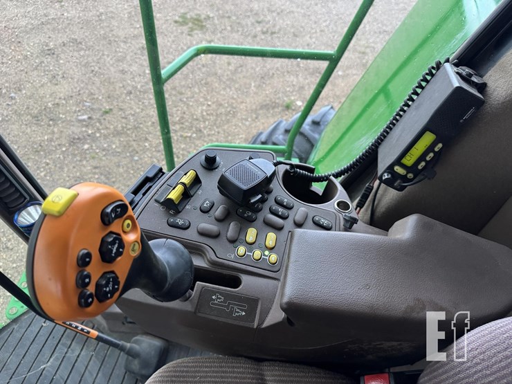2006-john-deere-9760-sts-image-34
