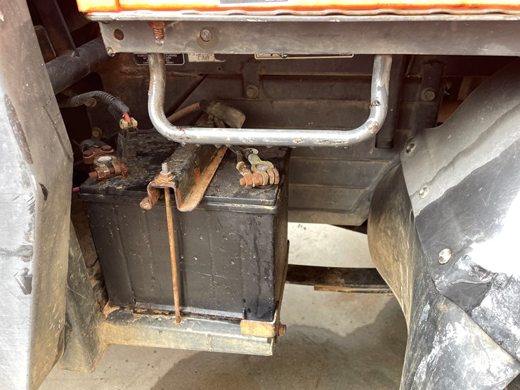 2023-kubota-rtv900-image-16