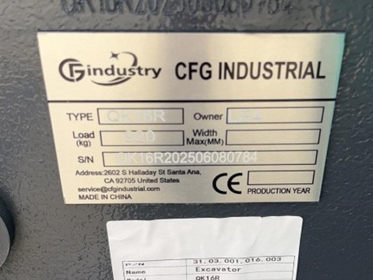 2025-cfg-qk16r-mini-excavator-image-9