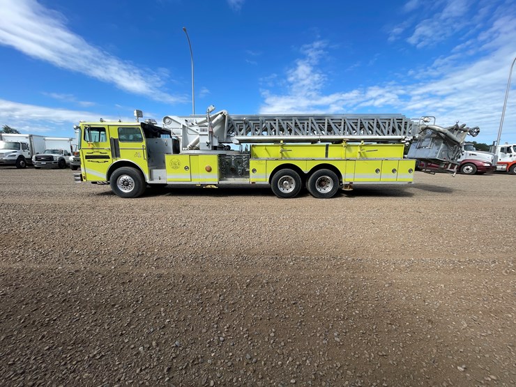 #2011-•-1985-mack-ts100-fire-truck-(has-mn-title)-image-2