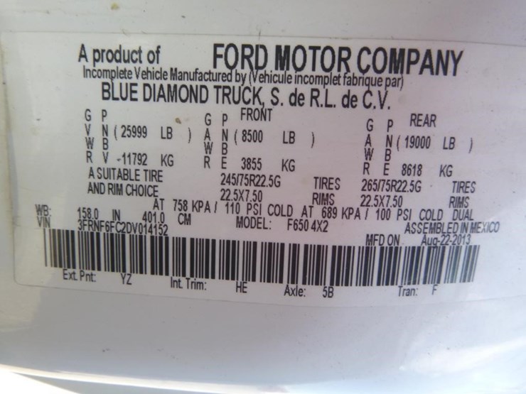 2013-ford-f650-image-25