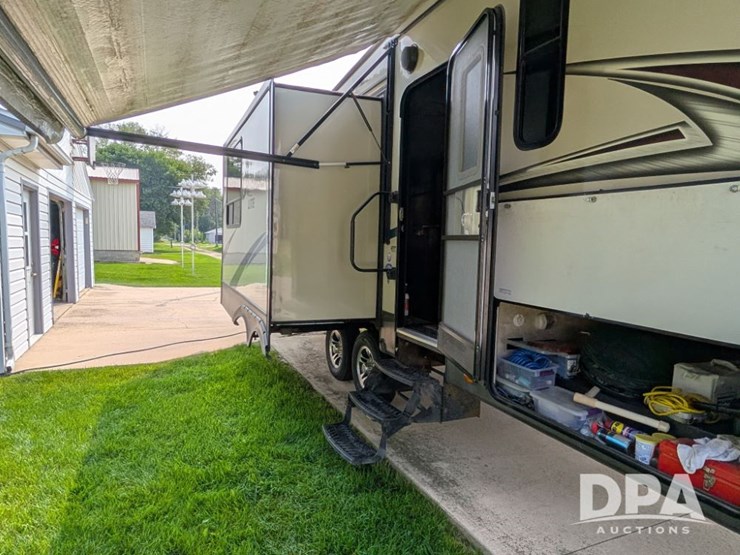 2015-crusader-lite-camper-(pz13846)-image-10