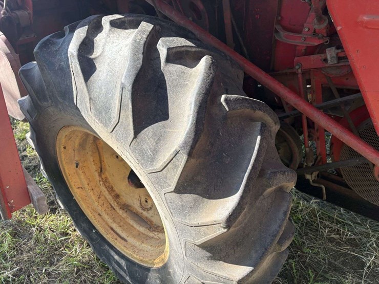 massey-ferguson-205-image-6