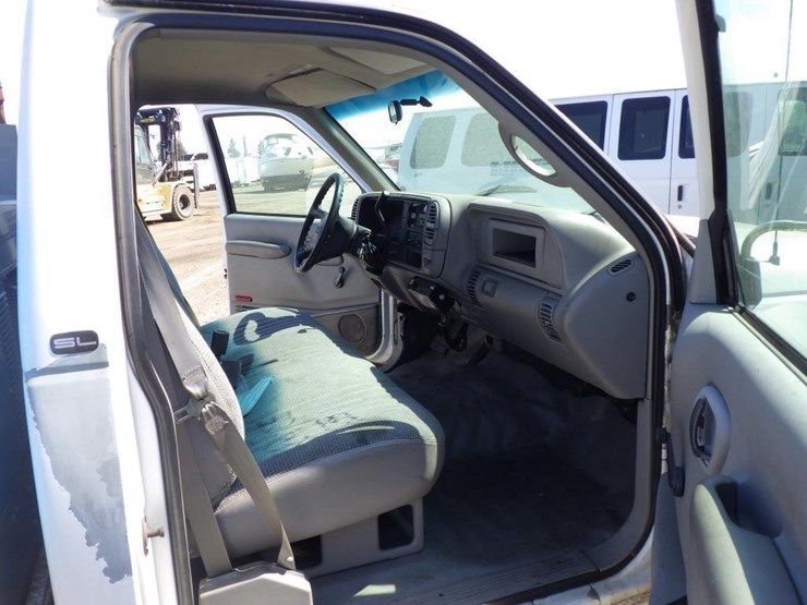 1999-gmc-3500hd-image-6
