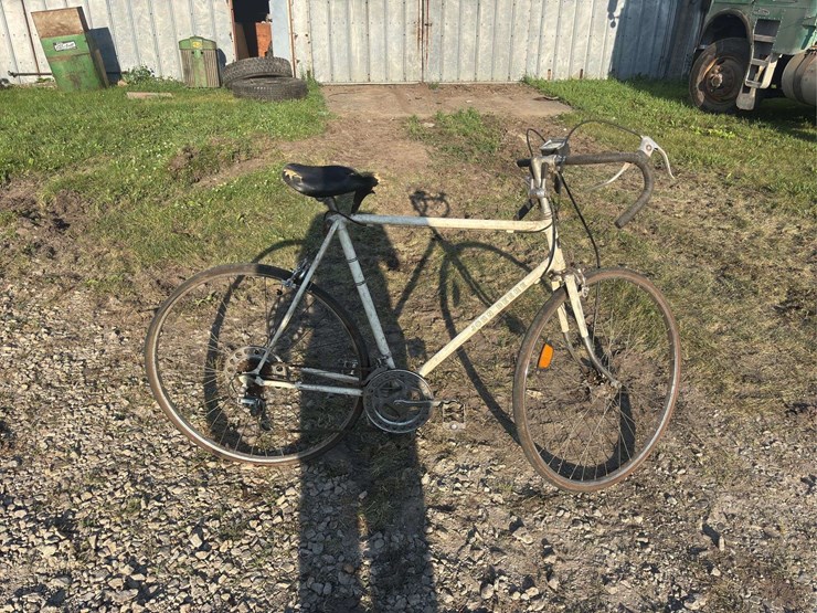 john-deere-bike-image-2