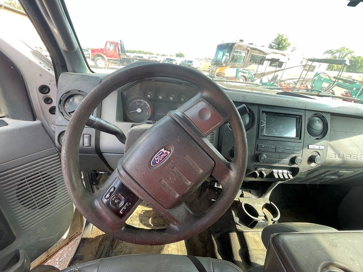 2012-ford-f250-image-33