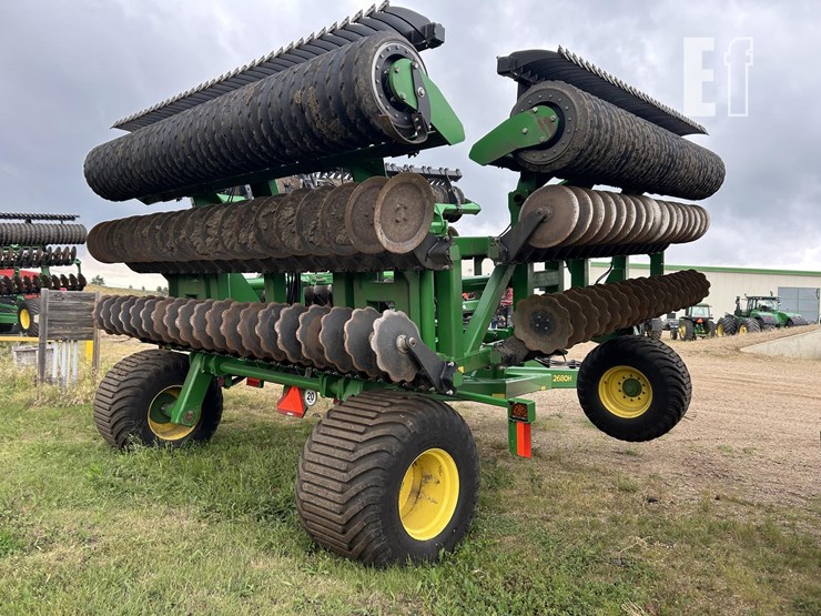 2021-john-deere-2680h-image-6