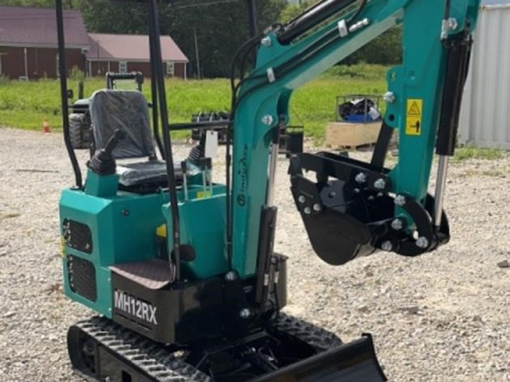 2025-cfg-mh12rx-mini-excavator-image-3