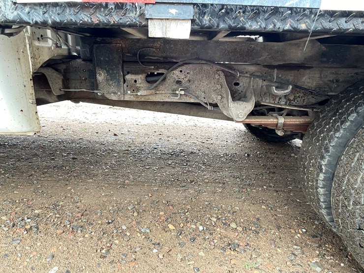 2005-ford-f350-image-16