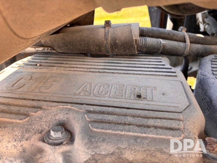 2005-kenworth-t800-image-57