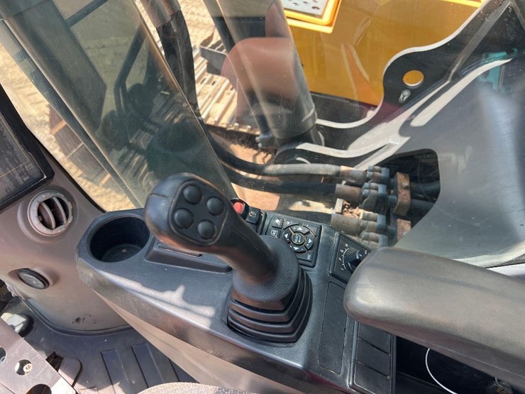 2016-volvo-ec380el-image-37
