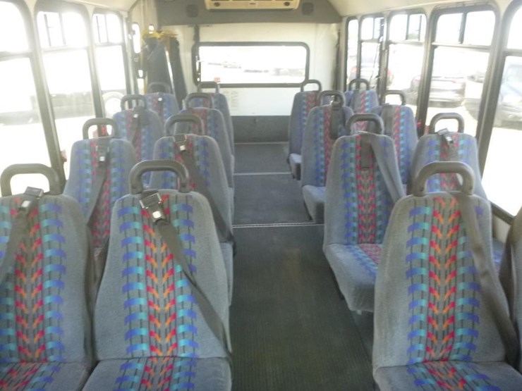 2008-ford-e450-image-8