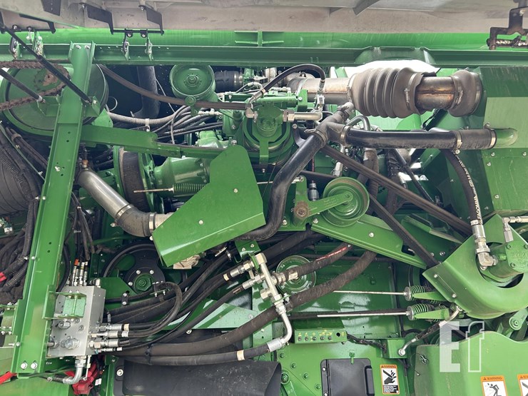 2024-john-deere-s790-image-17