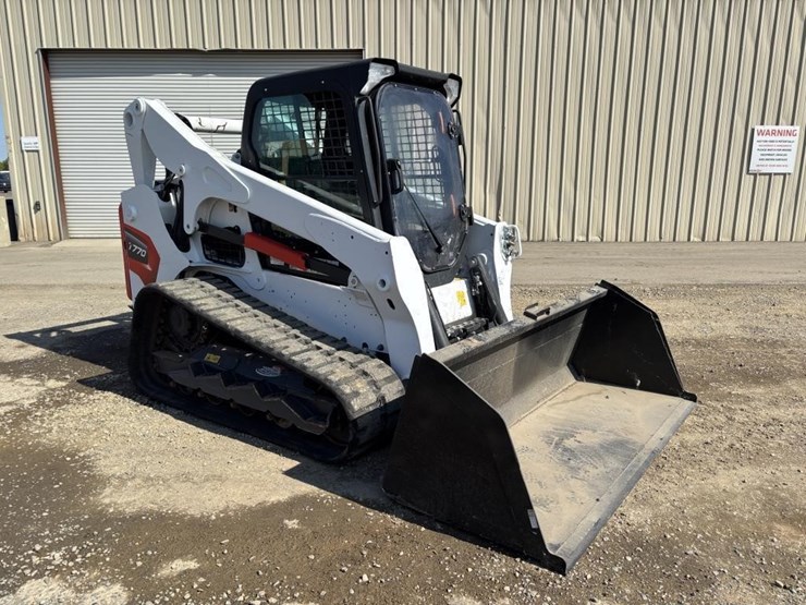 2024-bobcat-t770-image-2