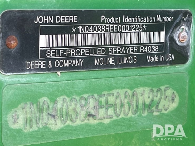 2014-john-deere-r4038-image-96