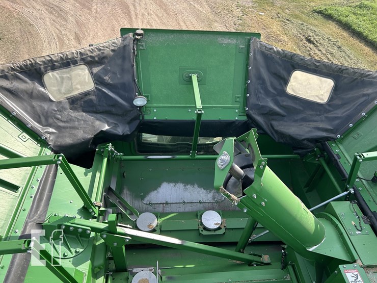 2021-john-deere-s790-image-109