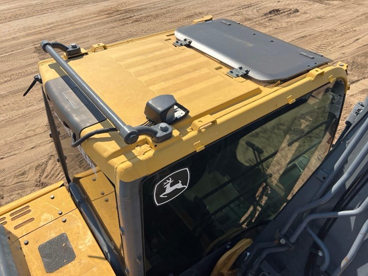 2018-deere-160g-lc-image-38
