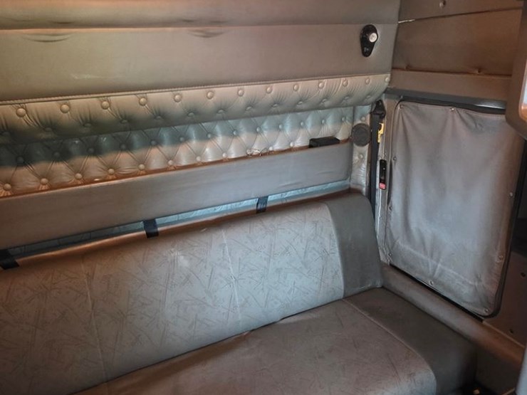 2008-kenworth-t660-image-49