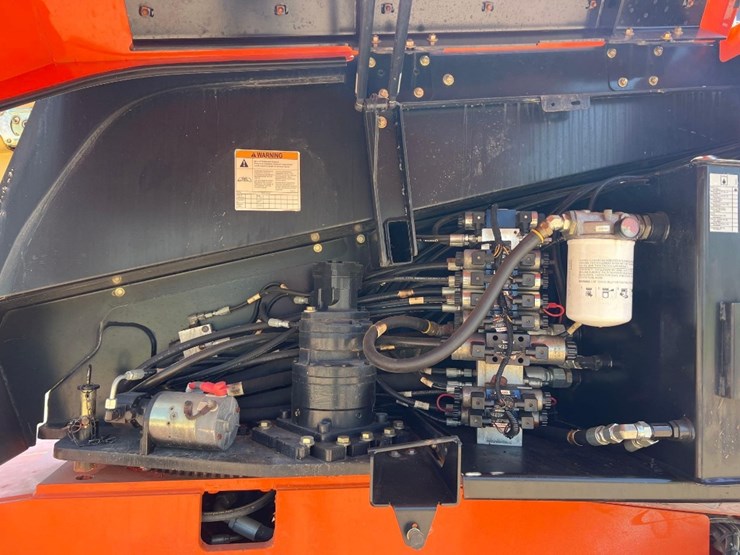 2006-jlg-660sj-image-20