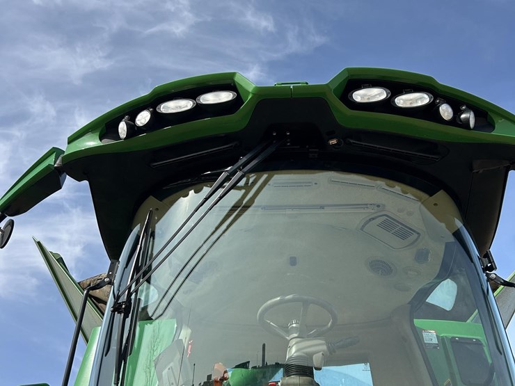 2021-john-deere-s790-image-92