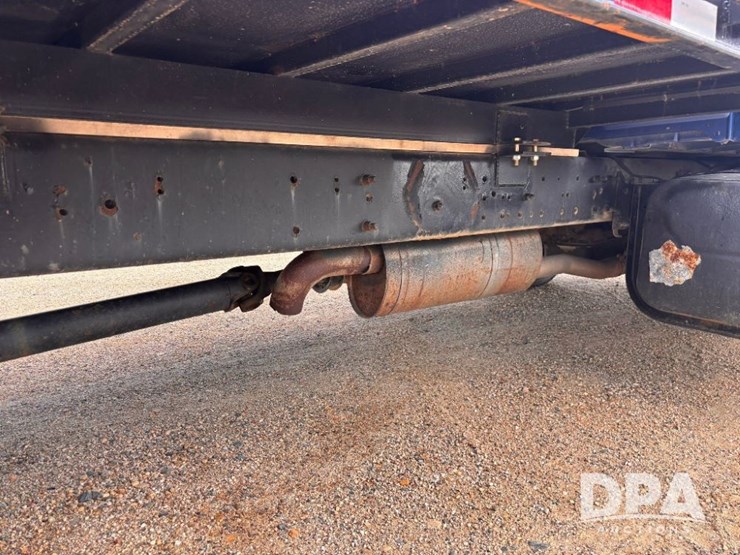 2006-international-durastar-4300-image-36