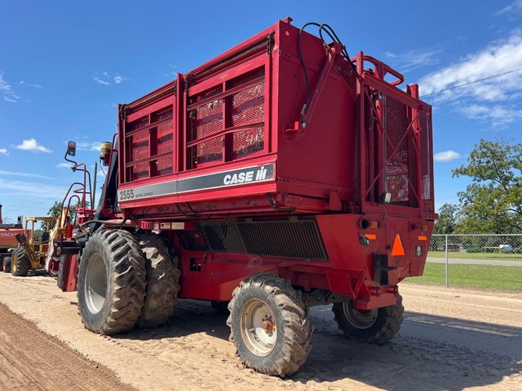 case-ih-2555-image-2