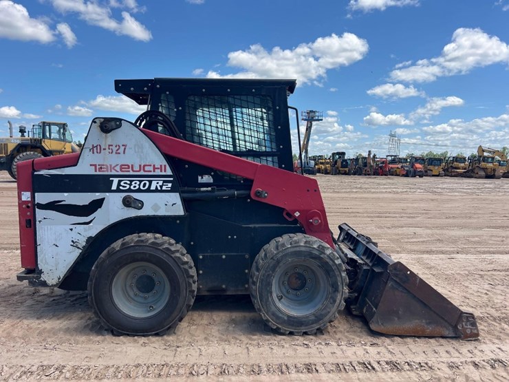 takeuchi-ts80r2-image-5
