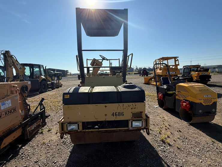 caterpillar-cb-434-image-6