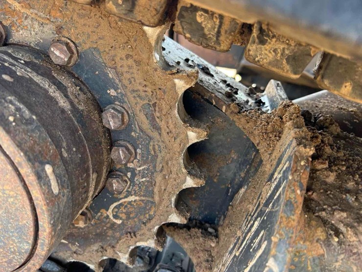 2015-komatsu-pc35-image-19