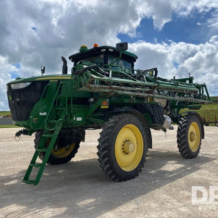 2014 JOHN DEERE R4038