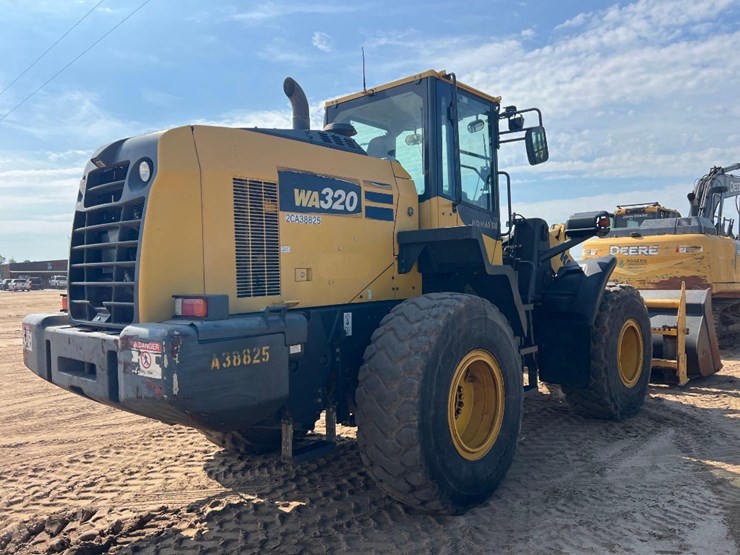 2019-komatsu-wa320-8-image-4