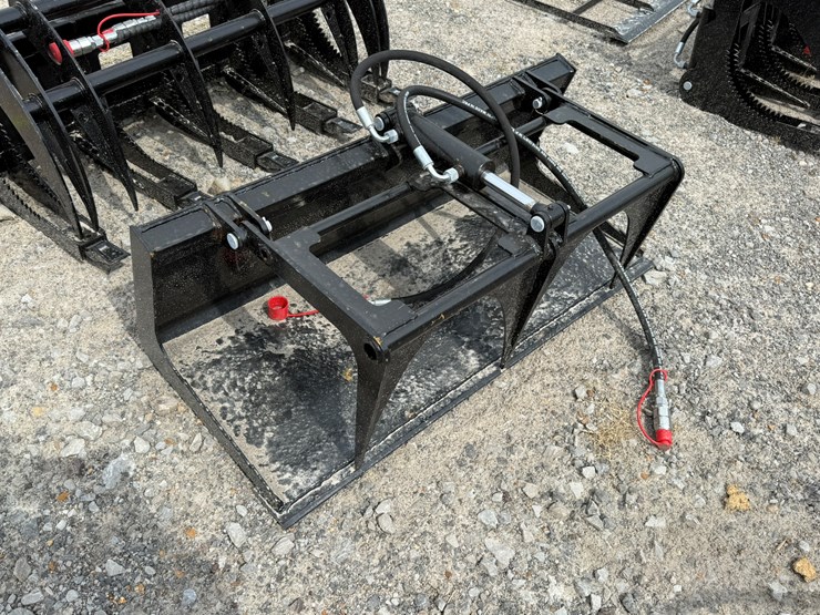 #230-•-#26336-•-unused-giyi-44"-mini-skid-steer-plate-grabber-cxpbzm44250794-image-2