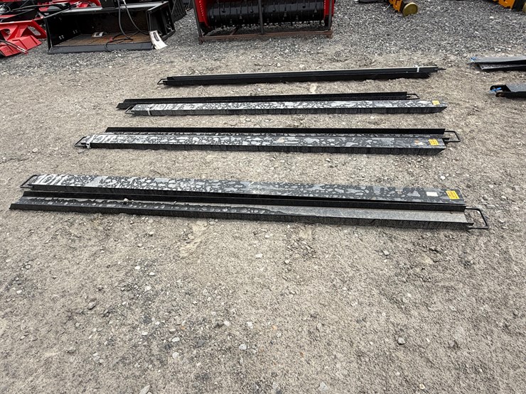 #2000-•-#26468-•-unused-visec-forklift-extension-rod-image-5