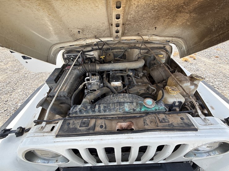 1997-jeep-wrangler-image-25