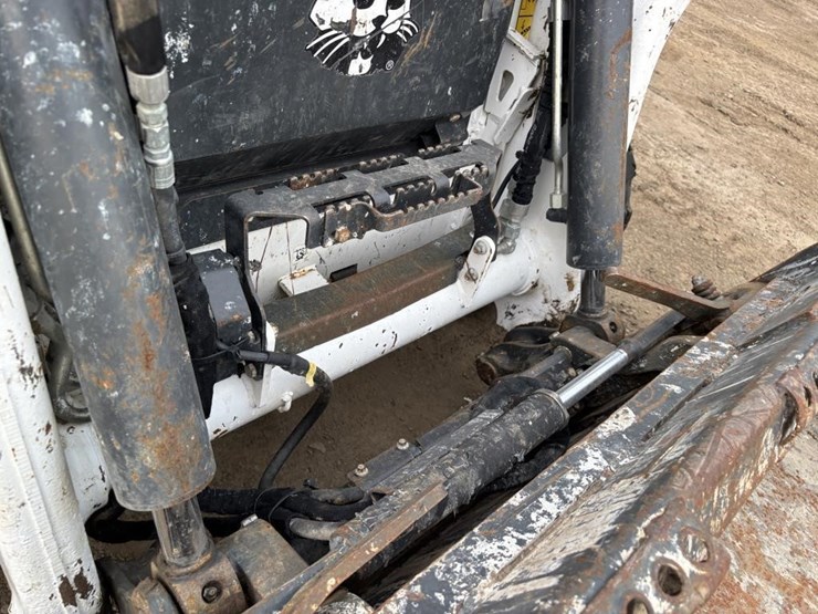 2022-bobcat-t66-image-12