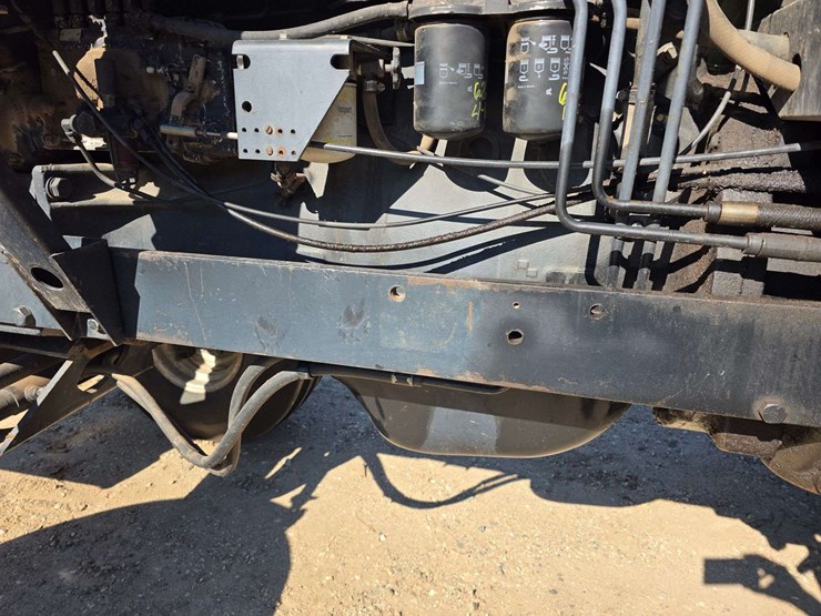 1984-case-ih-2394-image-23