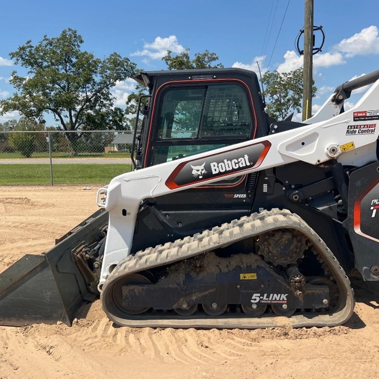 2022 BOBCAT T76