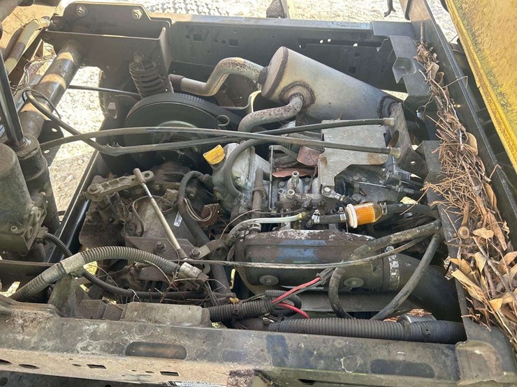 john-deere-gator-image-8