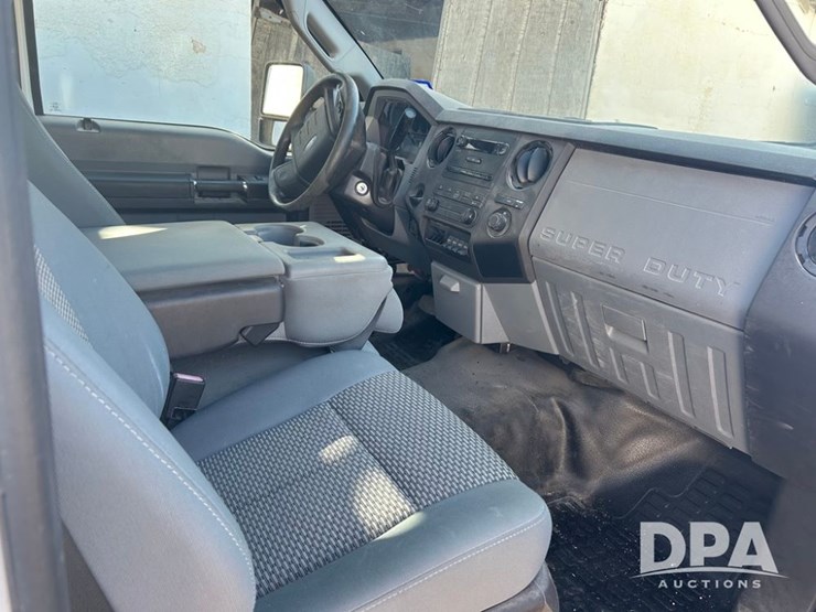 2012-ford-f450-image-17
