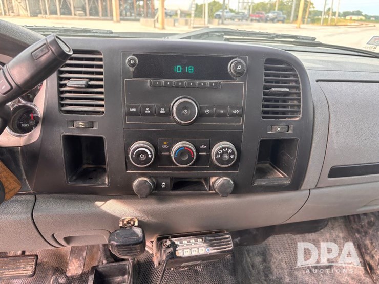 2012-gmc-sierra-2500-image-67