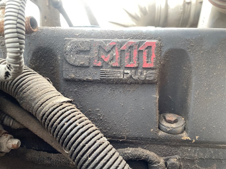 #2107-•-1997-volvo-truck-tractor-(has-mn-title-in-delay)-image-9