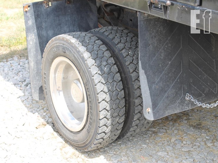 2007-ford-f550-image-4