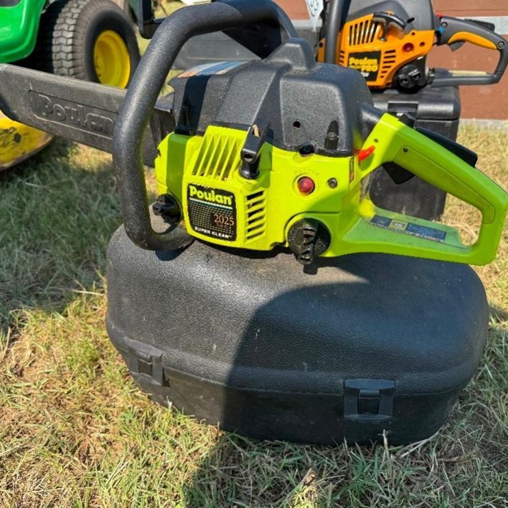 POULAN 2025 CHAINSAW