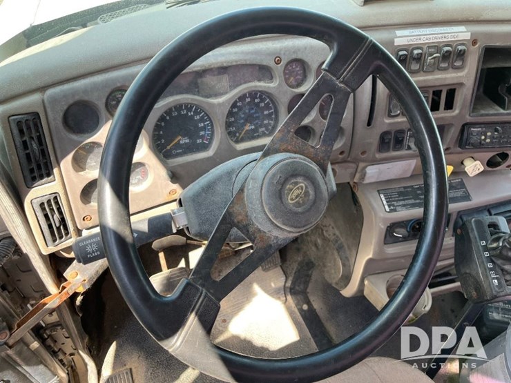 2002-mack-ch613-image-50